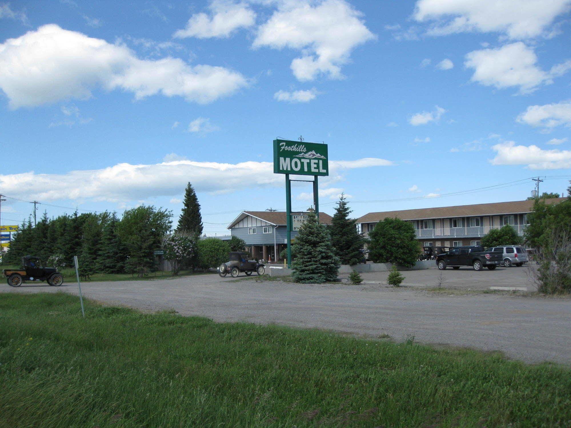 Econo Lodge Inn & Suites Пинчер Крийк Екстериор снимка